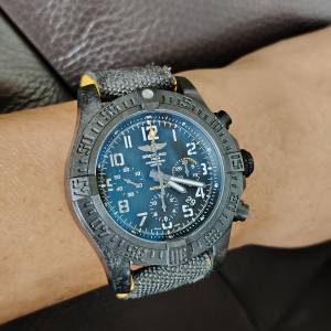 荀價平售💥 Breitling AVENGER HURRICANE 12H 45mm💥獨有Breitlight@物料 類似鍛造...