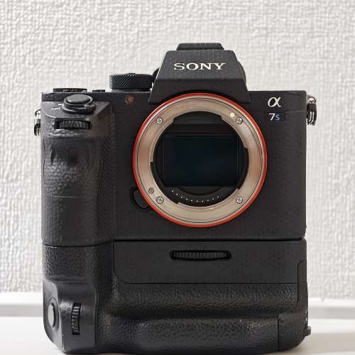 Sony A7Sii + 原裝手柄 VG-C2EM