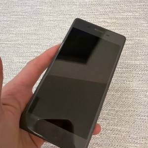SONY Xperia X 銀色手機