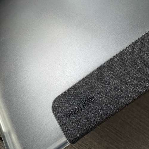 99新apple原廠iPad air 11吋機殼，適合air 11吋（m2,m3)