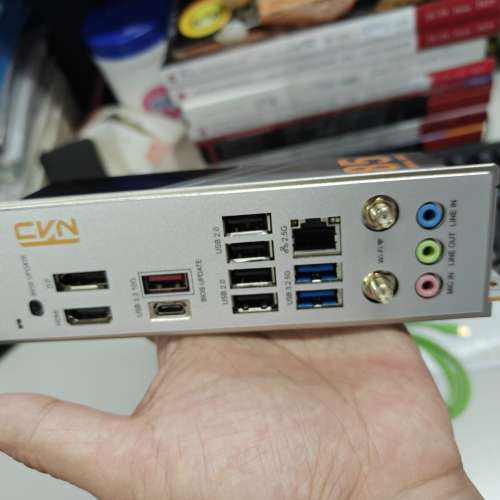 七彩虹 CVN B850I GAMING FROZEN V14