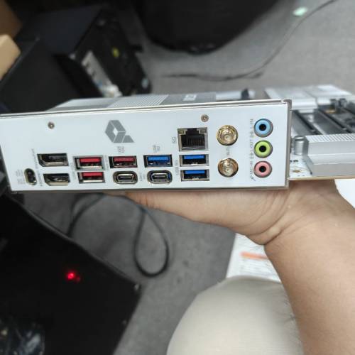MSI PRO B850M-A WIFI PZ 背插式 Micro-ATX 主板 (針有彎)