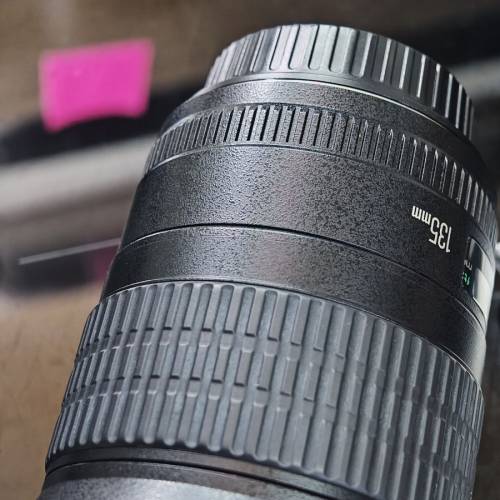 Canon EF 135mm F2 L