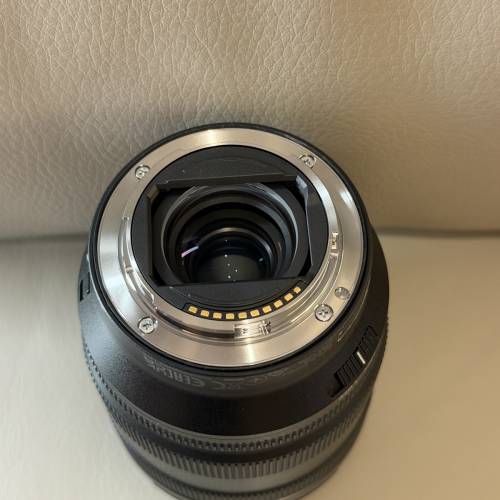 Sony FE 20-70 F4