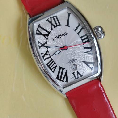 Classic Automatic Barrel Design Watch  , 32.2mm Without Crown