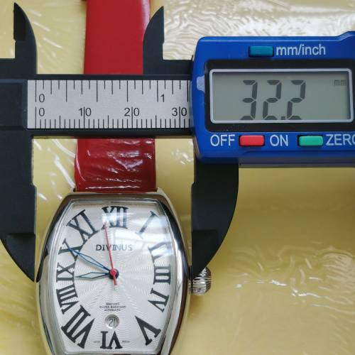 Classic Automatic Barrel Design Watch  , 32.2mm Without Crown