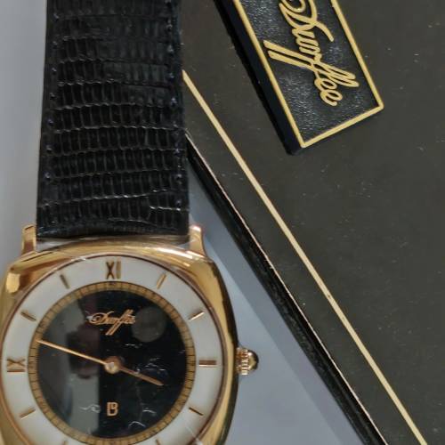 Classic Vintage Durffee
-Swiss Quartz Movement
-Excellent Craftsmanship