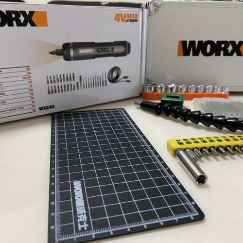 WORX WX242 (Aluminum Protective Case Set) Electric Screwdriver Set + bits set