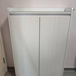 White Two-Door Storage Cabinet with Shelves 白色雙門儲物櫃  W 30cm H 45.5cm D...
