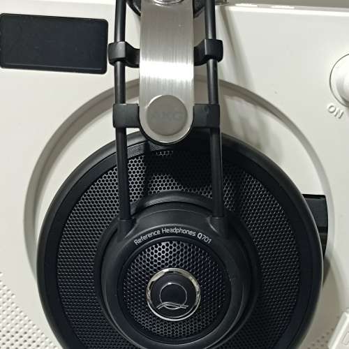 Akg Q701