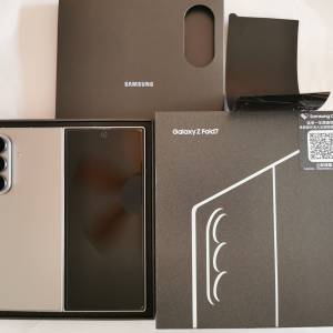 新淨,512GB,香港行貨,銀色Samsung fold 7 雙卡 5G, 有盒