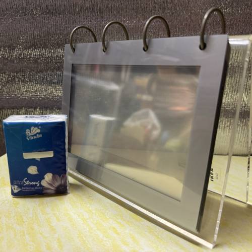 絕版IKEA Finlir 亞加力翻頁相框（桌上型照片展示架） 6頁