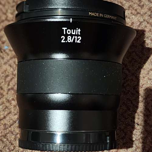 E mount len
