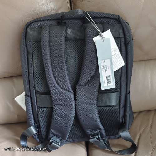 Samsonite 雙肩背囊 (全新）