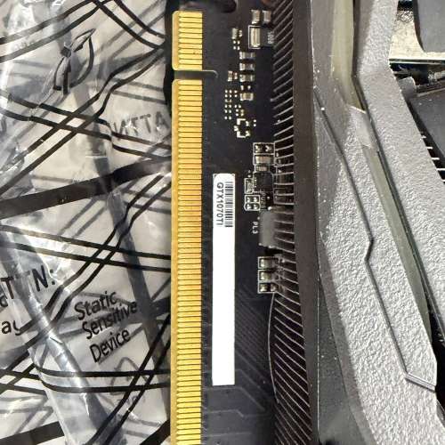ASUS ROG STRIX GTX 1070TI顯示卡 三風扇 顯卡